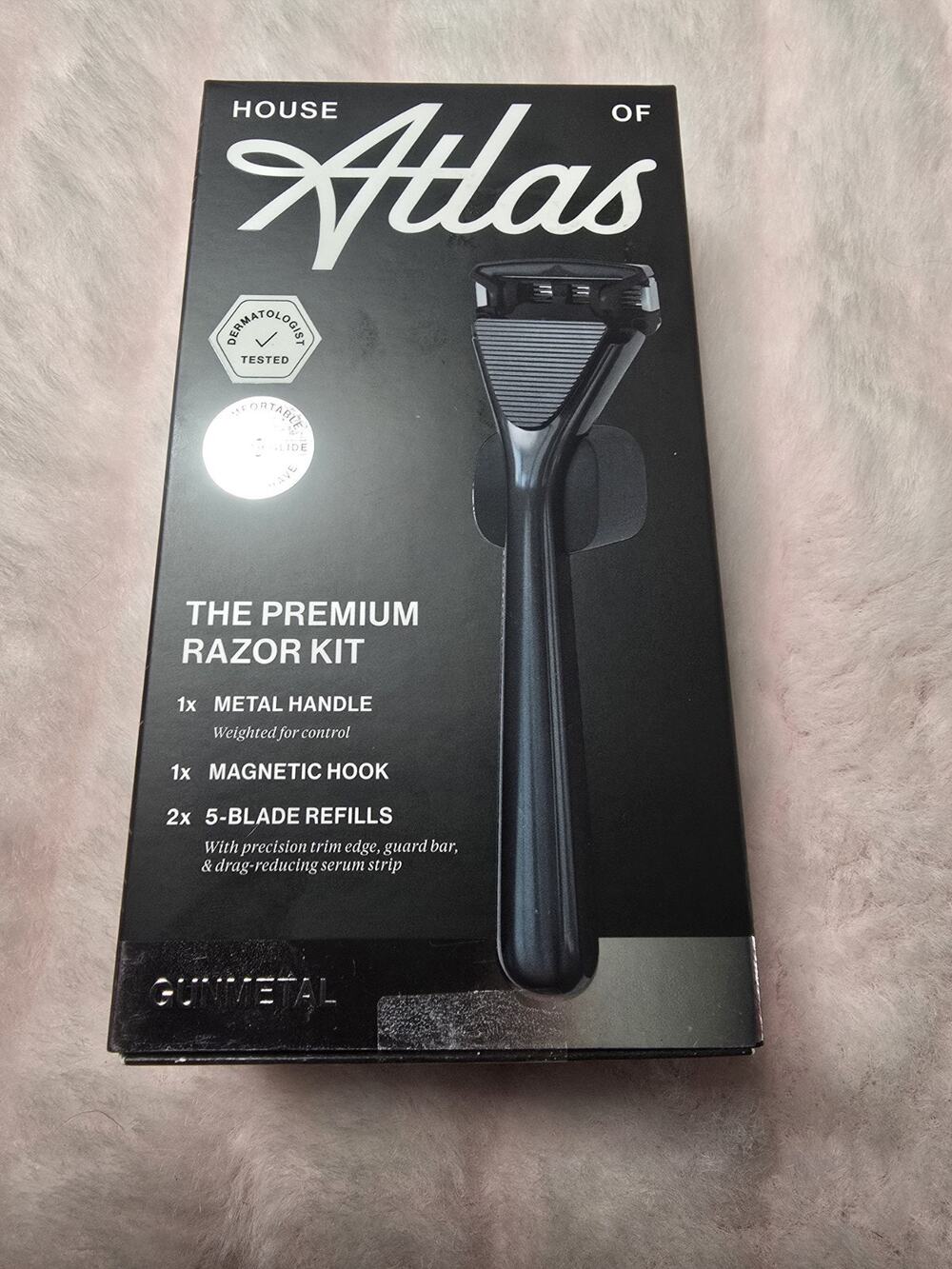 House of Atlas The Premium Razor Kit, 1 Handle + 1 Hook + 2 Refills, Gunmetal